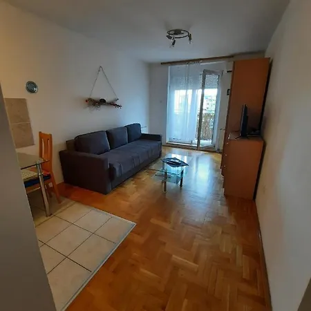 Apartment Studio *